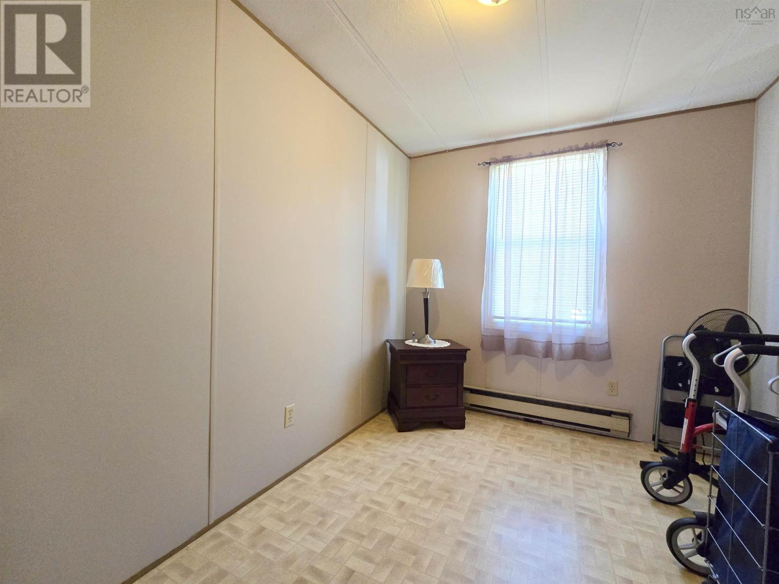 32 Lorne Crescent, Amherst, Nova Scotia  B4H 4B7 - Photo 14 - 202519131