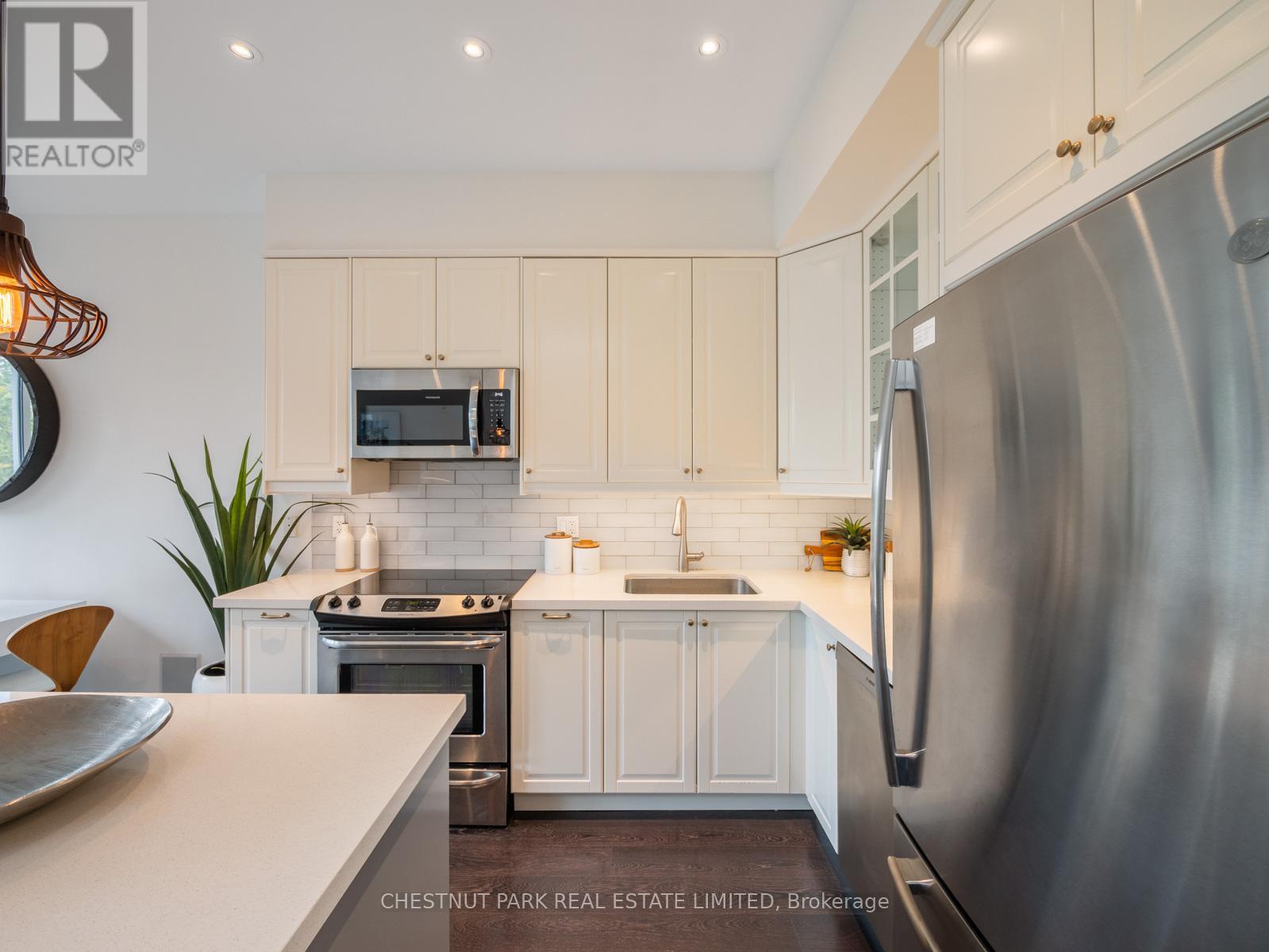 Property at 3 - 46 BOSTON AVENUE image 4