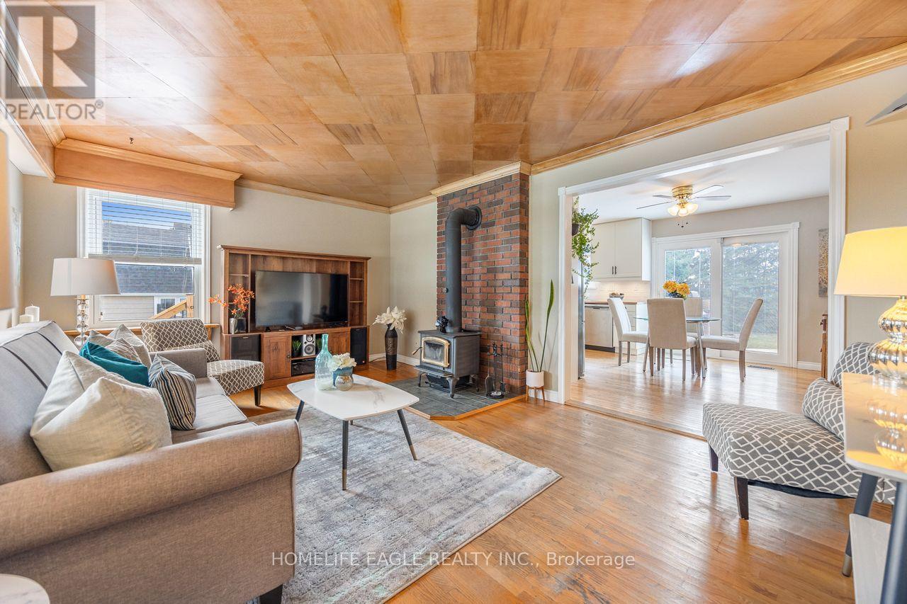 Property at 19280 DUFFERIN STREET image 4