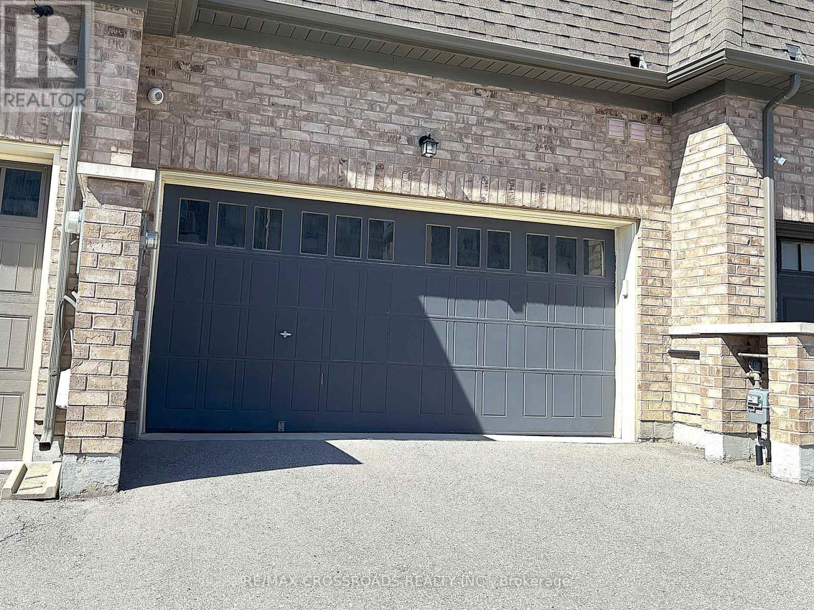 49 Memon Place, Markham, Ontario  L6E 0S1 - Photo 13 - N12344619