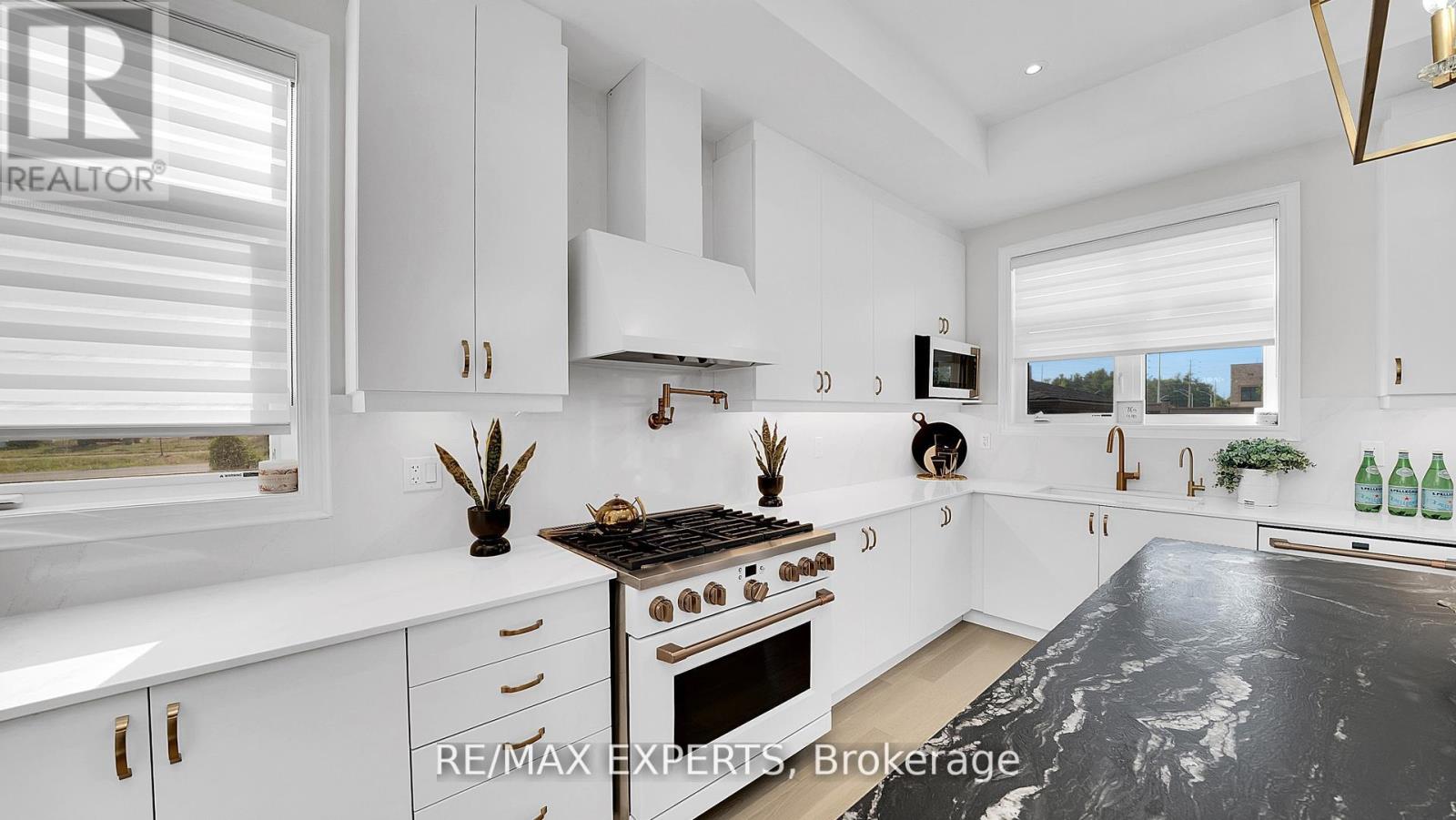 89 Rosshaven Crescent, Vaughan (Vellore Village), Ontario  L4L 1A6 - Photo 10 - N12344627