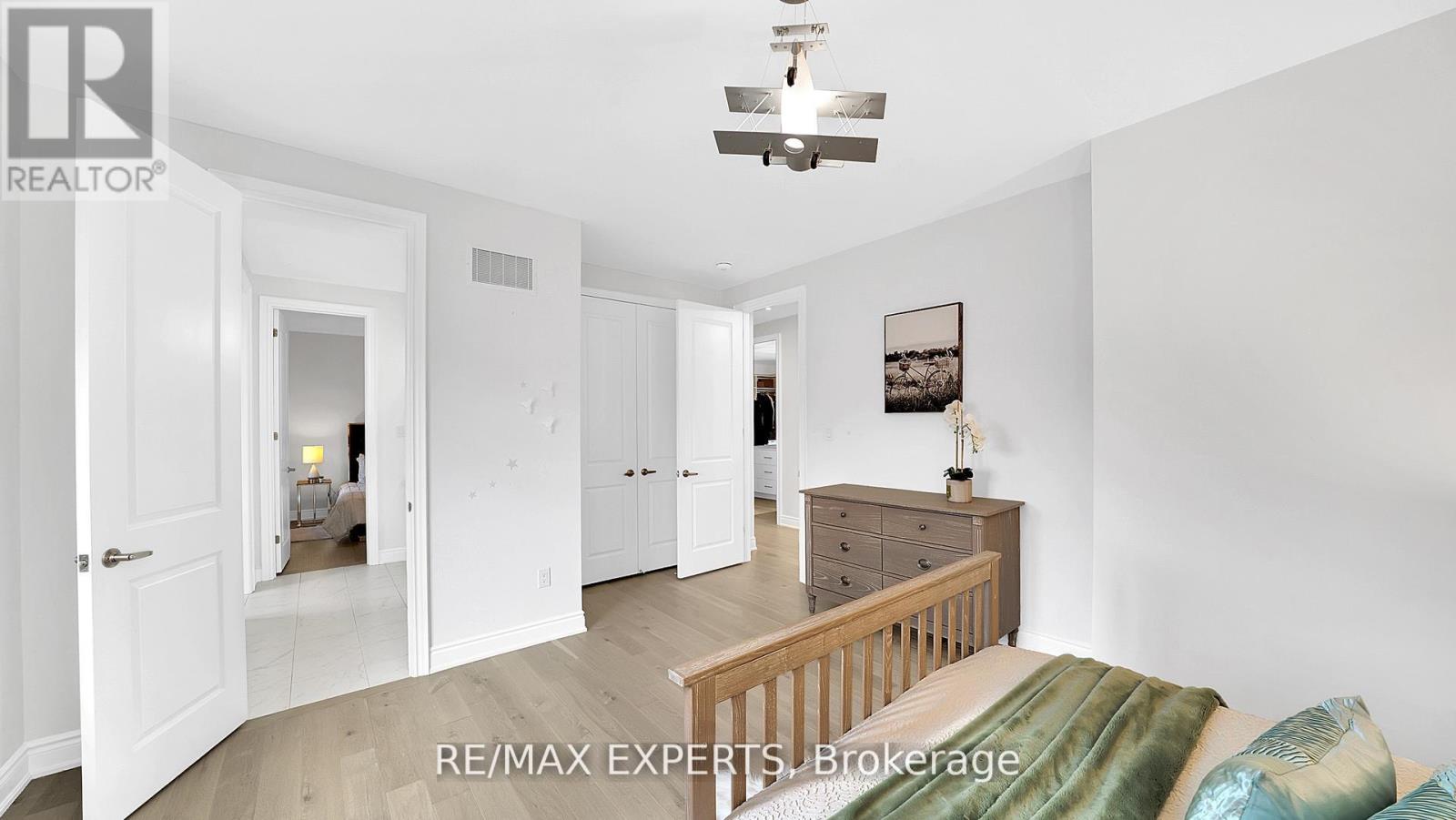 89 Rosshaven Crescent, Vaughan (Vellore Village), Ontario  L4L 1A6 - Photo 37 - N12344627