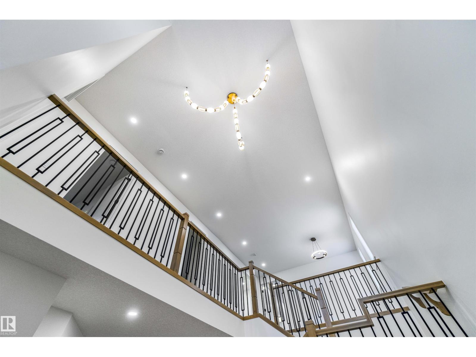 Property at 247 166 AV NE image 2