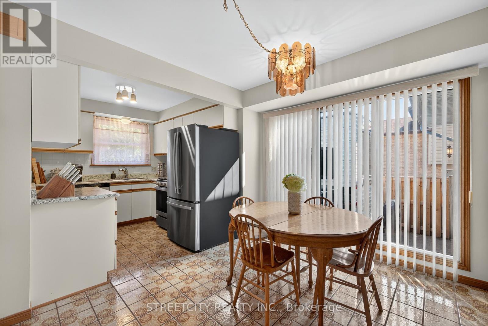 34 Bridlington Road, London South, Ontario  N6E 1X4 - Photo 10 - X12344745