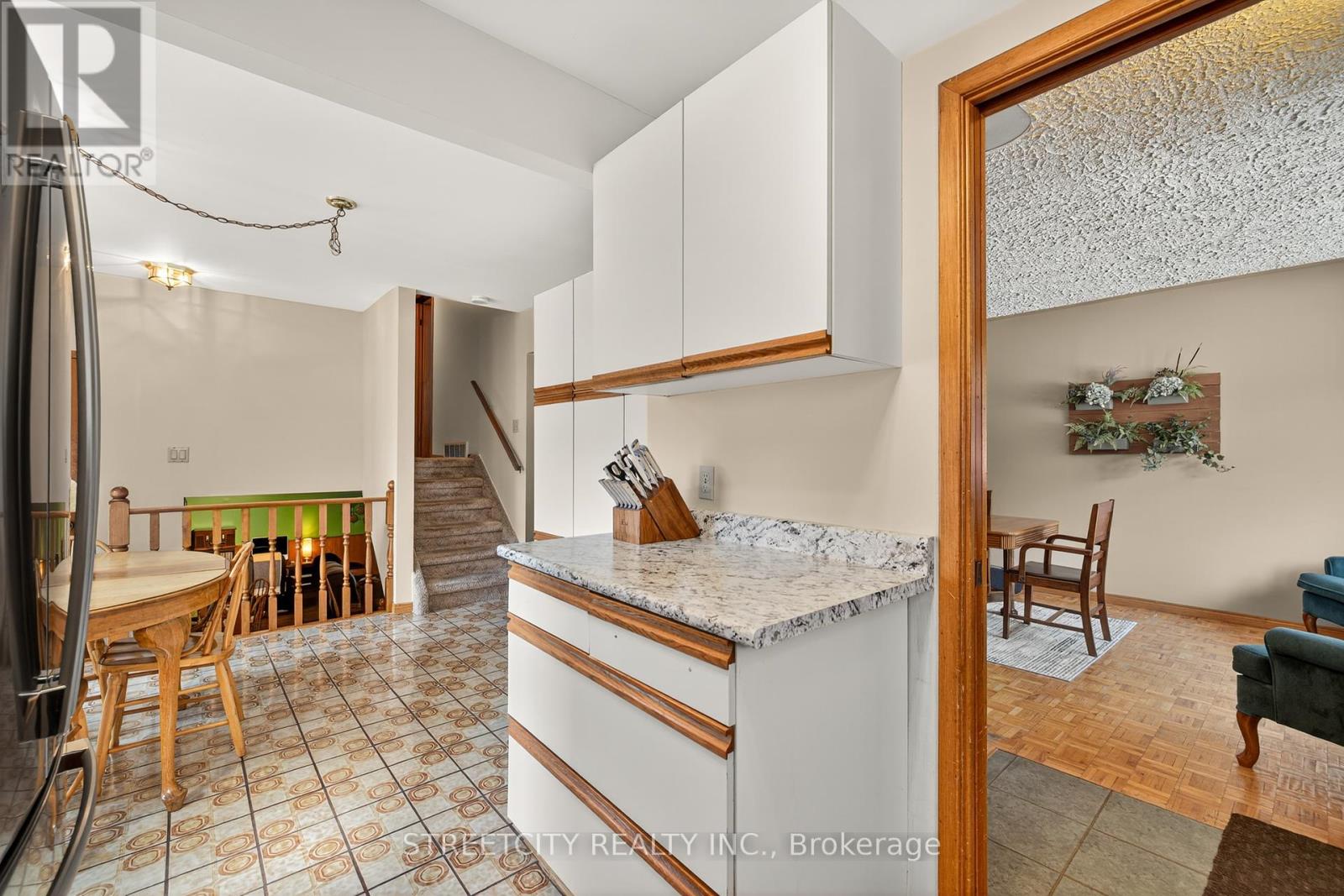 34 Bridlington Road, London South, Ontario  N6E 1X4 - Photo 8 - X12344745