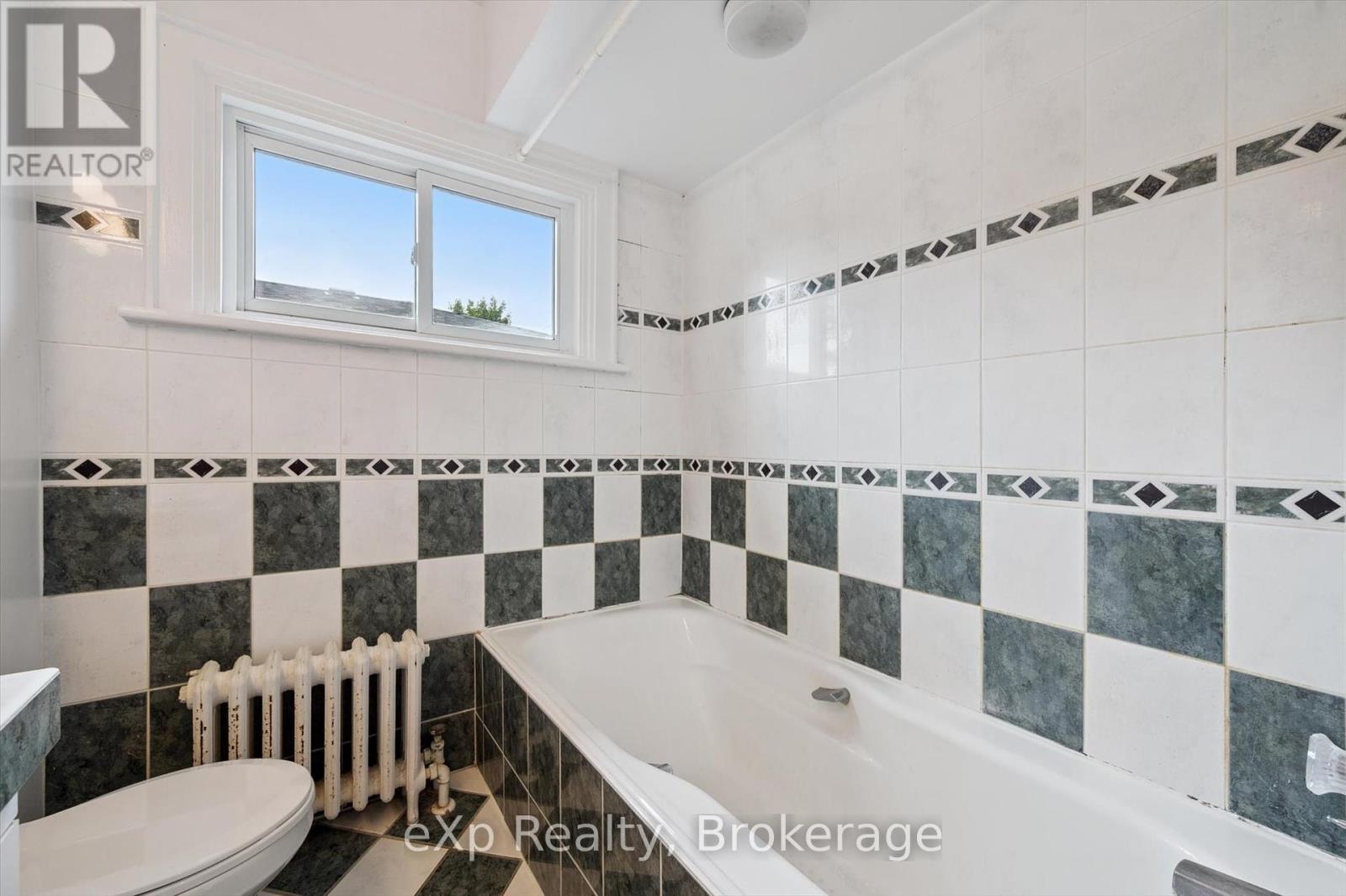 120 Johnston Street, Guelph, Ontario  N1E 5T8 - Photo 29 - X12276627