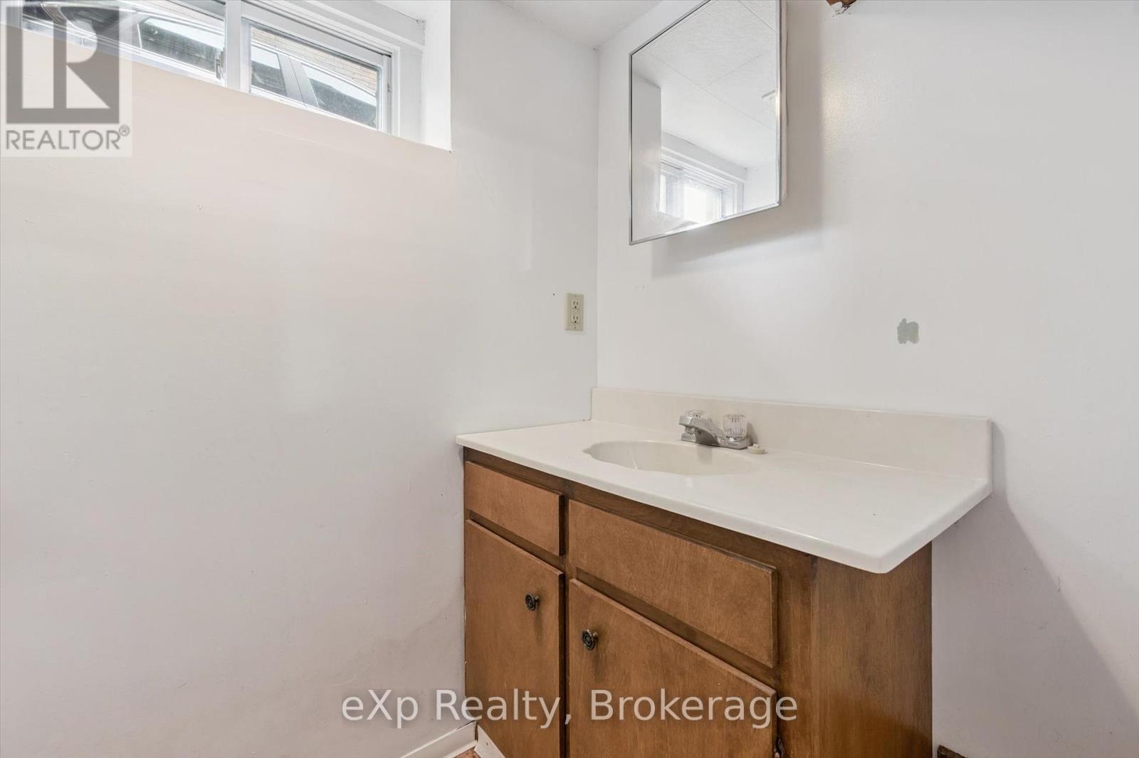 120 Johnston Street, Guelph, Ontario  N1E 5T8 - Photo 36 - X12276627