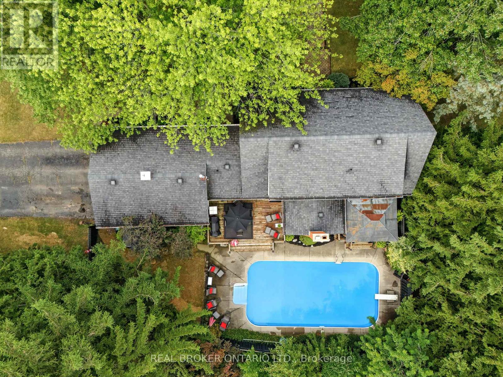 18 Isabel Drive, Brant, Ontario  N3T 0L8 - Photo 43 - X12344658