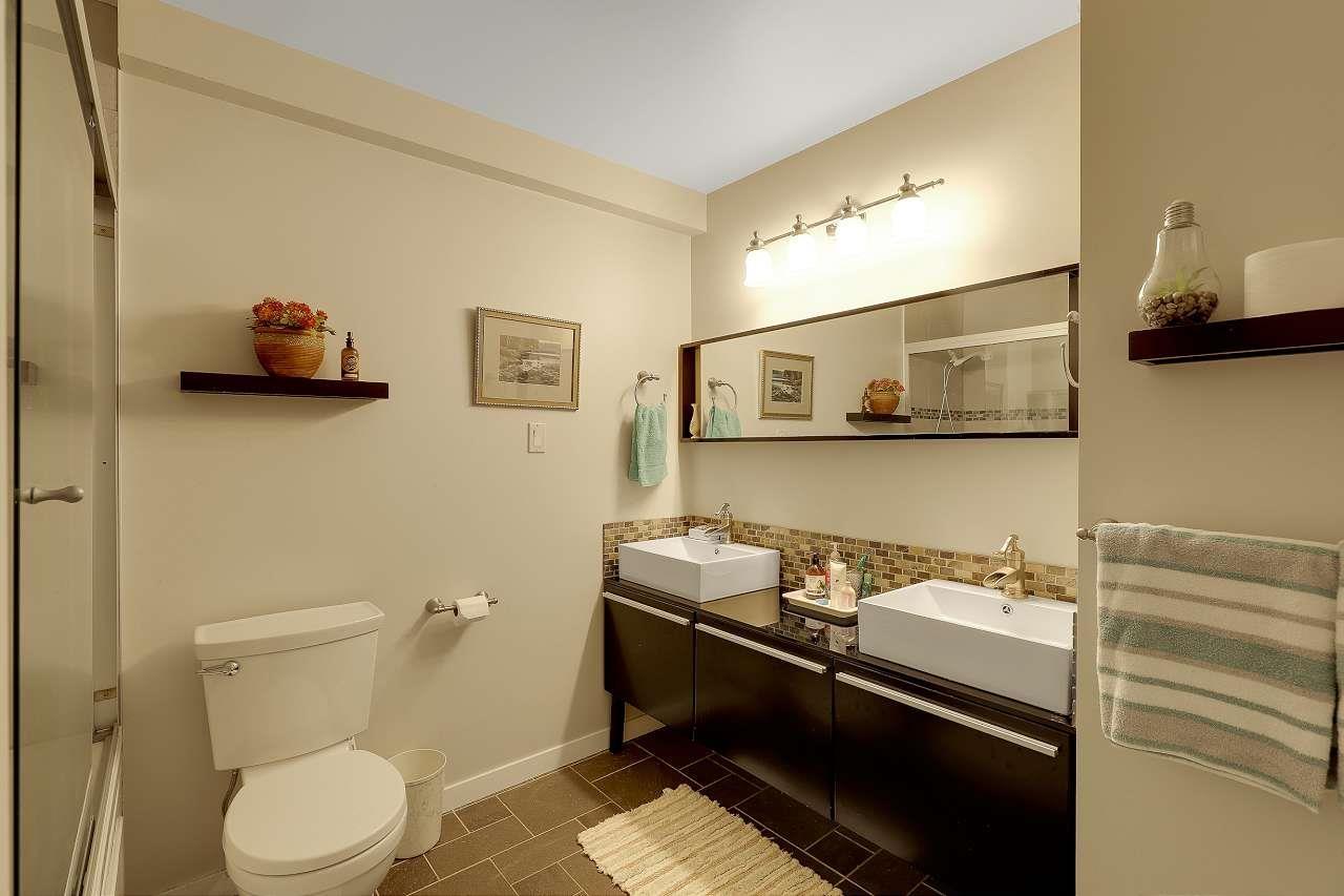 10941 152nd Street, Surrey, British Columbia  V3R 4H5 - Photo 16 - R3035526