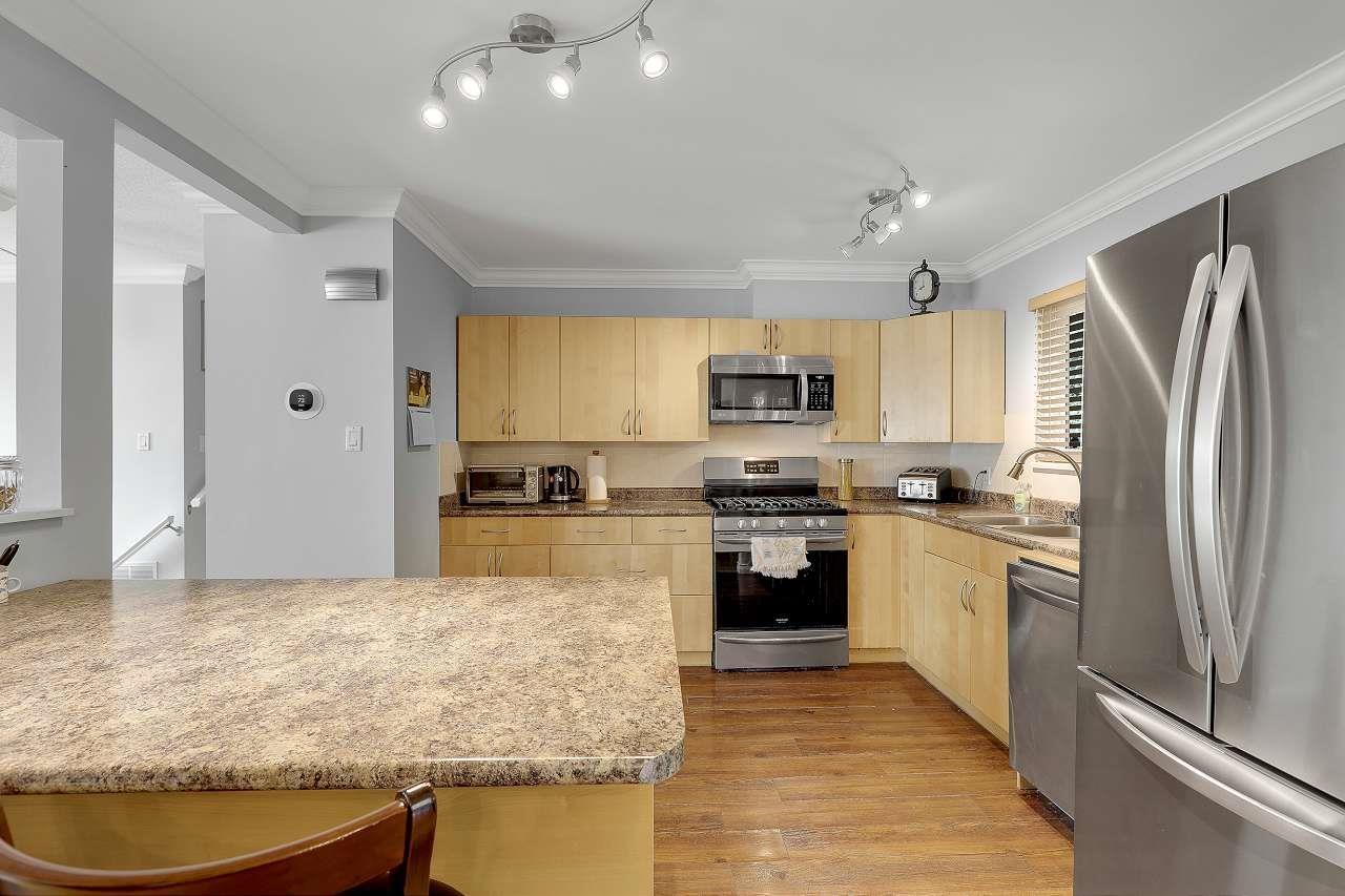 10941 152nd Street, Surrey, British Columbia  V3R 4H5 - Photo 12 - R3035526