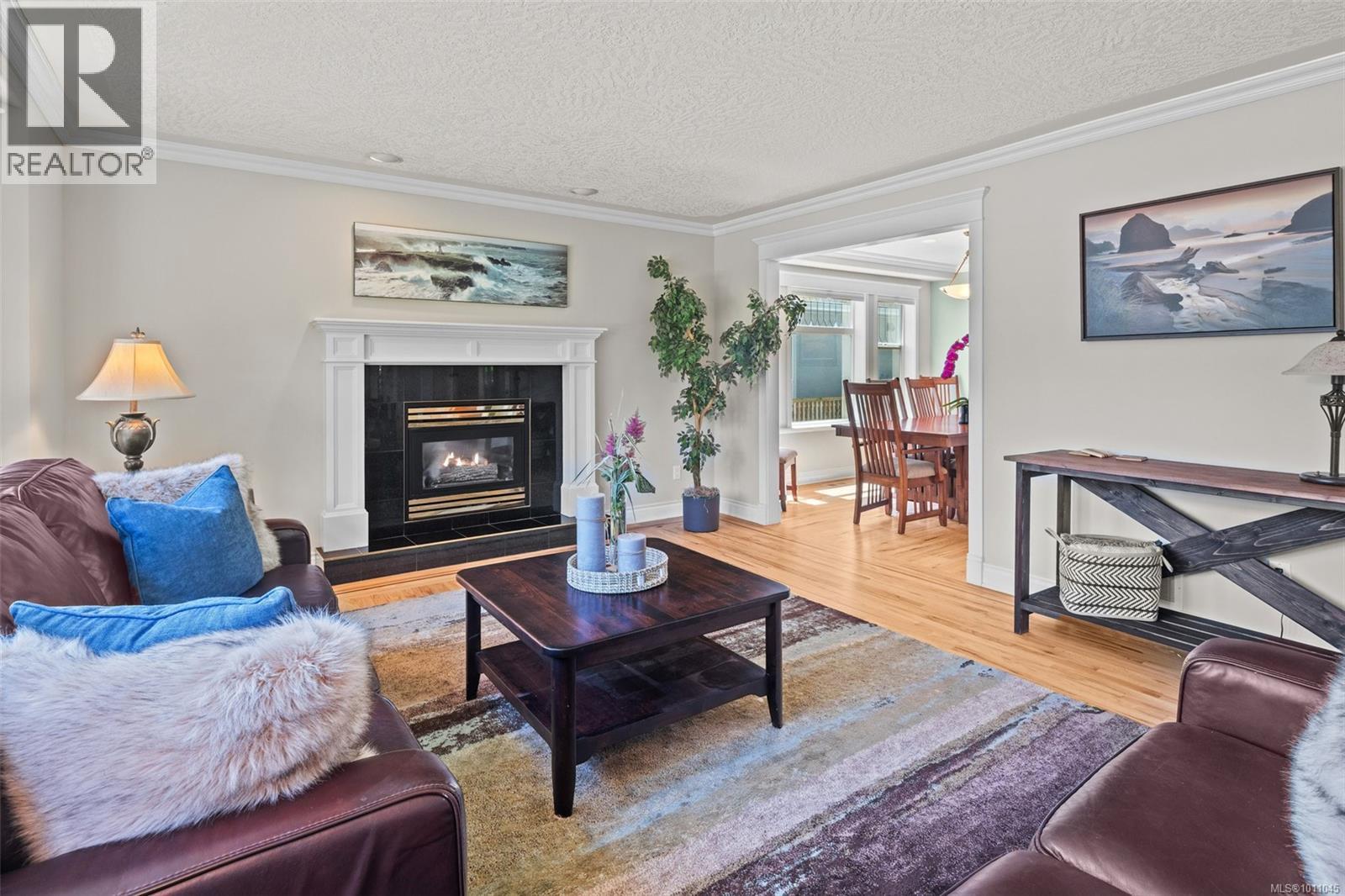Property at 1644 Monterey Ave image 3