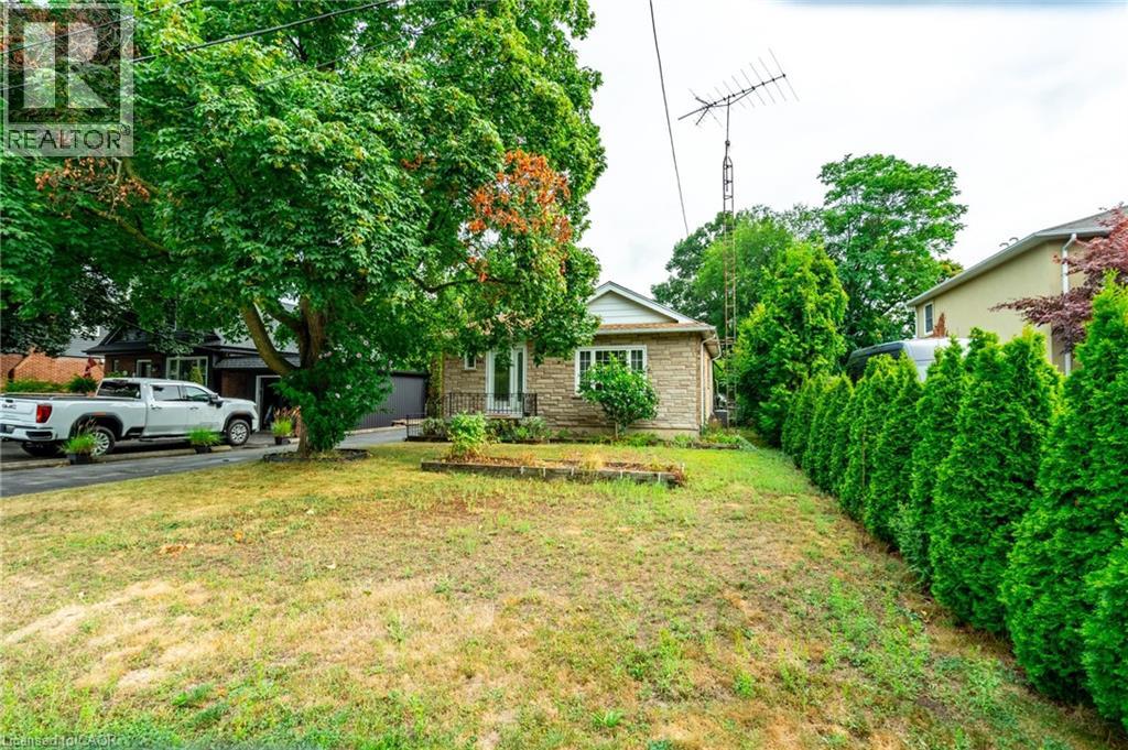 961 Danforth Avenue, Burlington, Ontario  L7T 1S7 - Photo 2 - 40760514