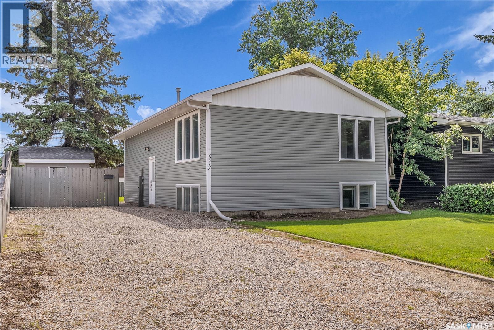 Property at 217 Boyd STREET image 1