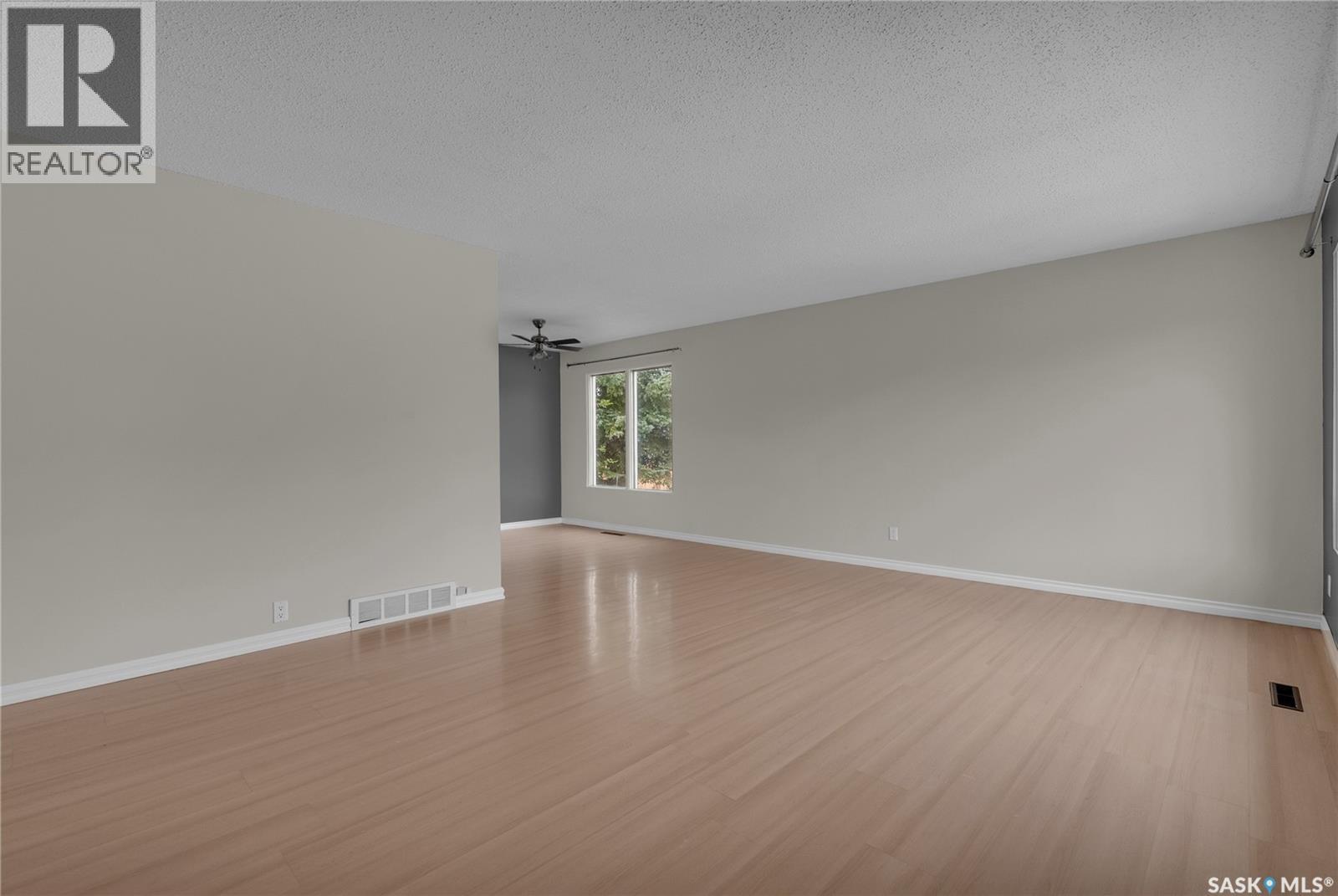 Property at 217 Boyd STREET image 5