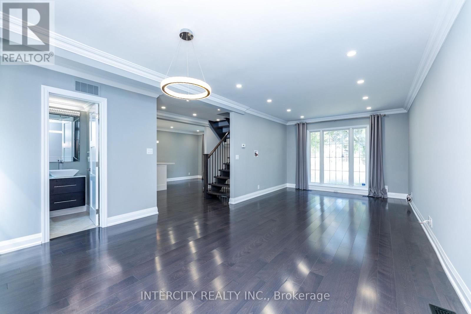 19 Marowyne Drive, Toronto, Ontario  M2J 2A2 - Photo 18 - C12344384