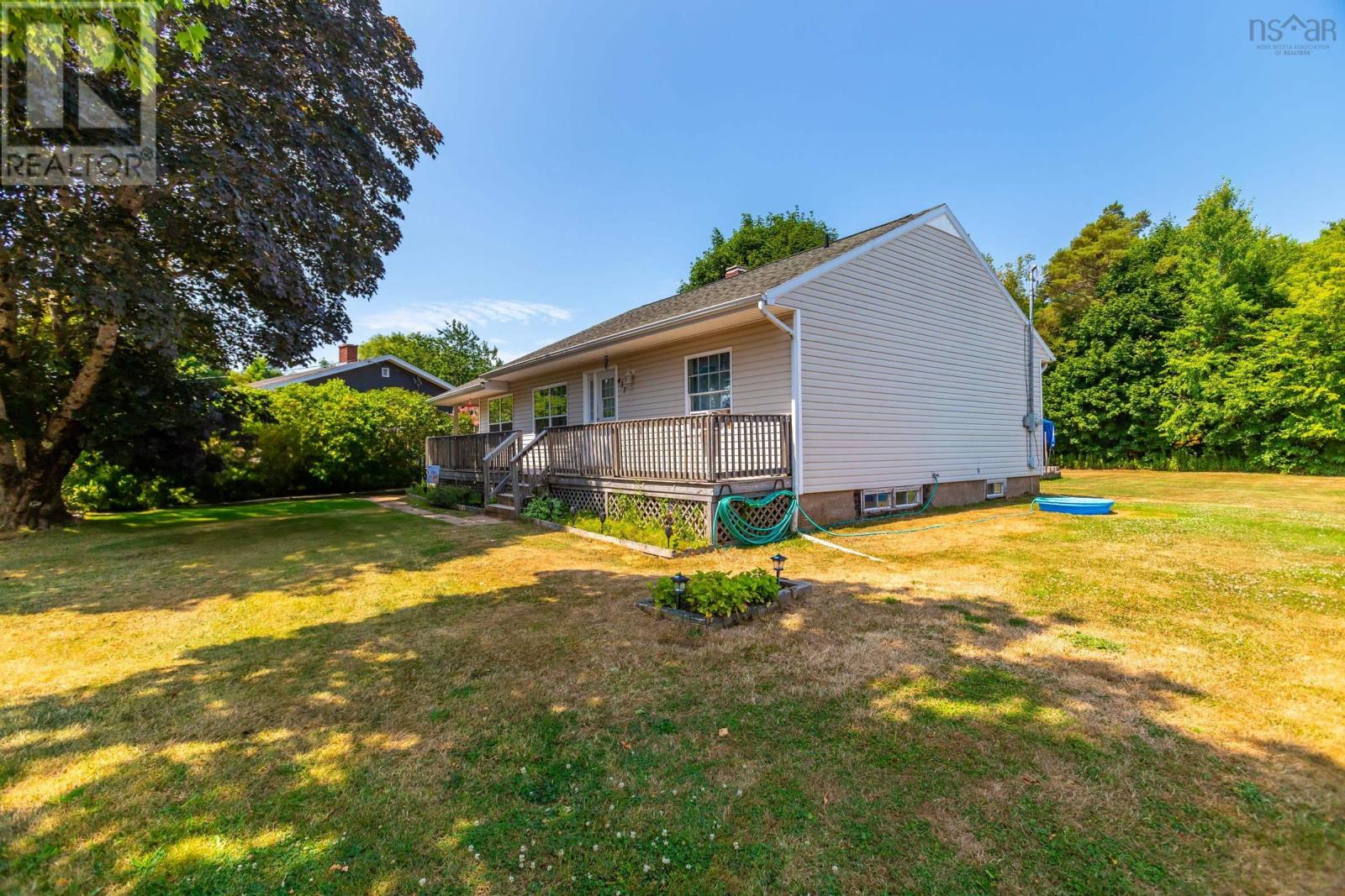 437 Main Street, Middleton, Nova Scotia  B0P 1M0 - Photo 3 - 202519351