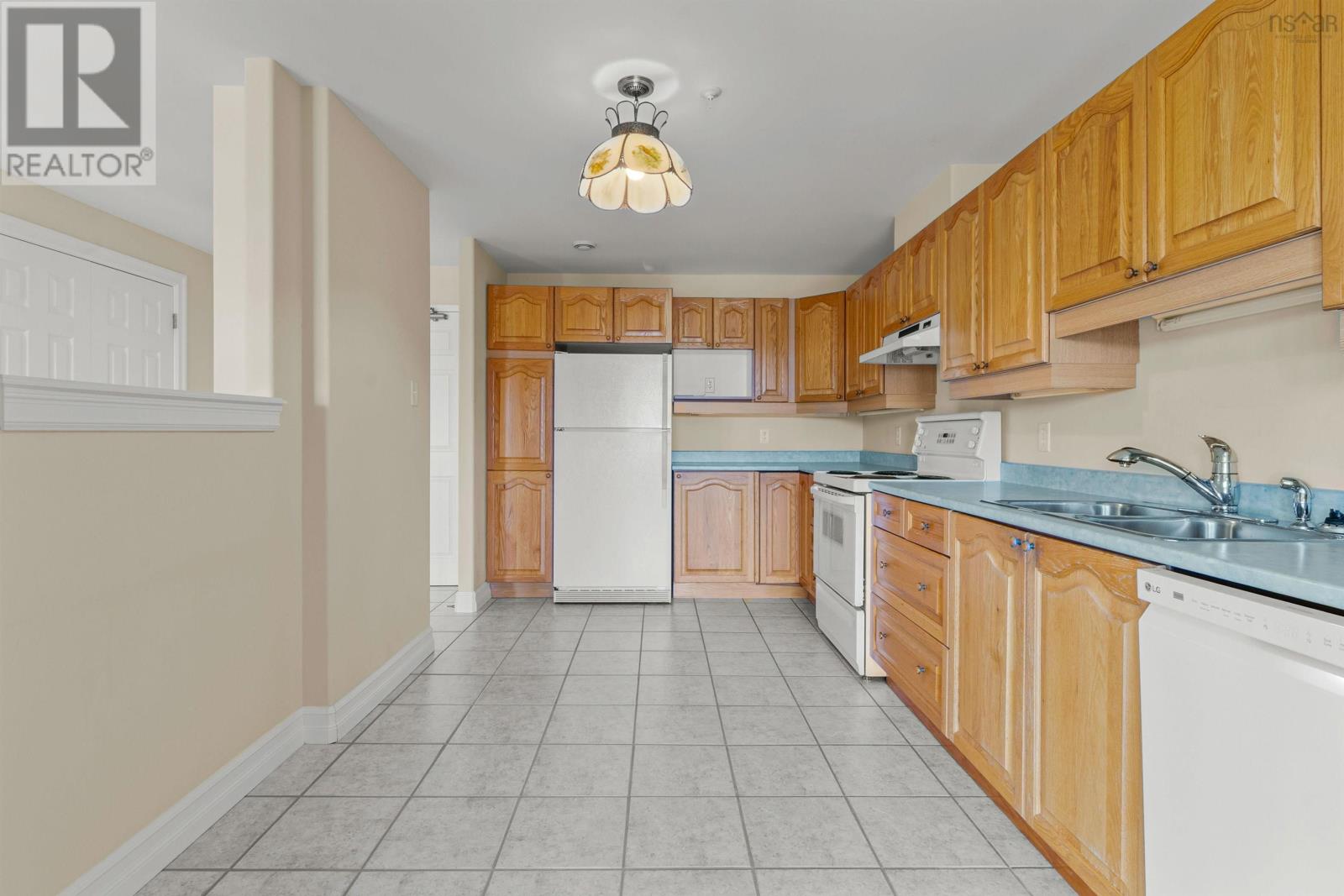 301 429 Parkland Drive, Halifax, Nova Scotia  B3S 1L3 - Photo 8 - 202520561