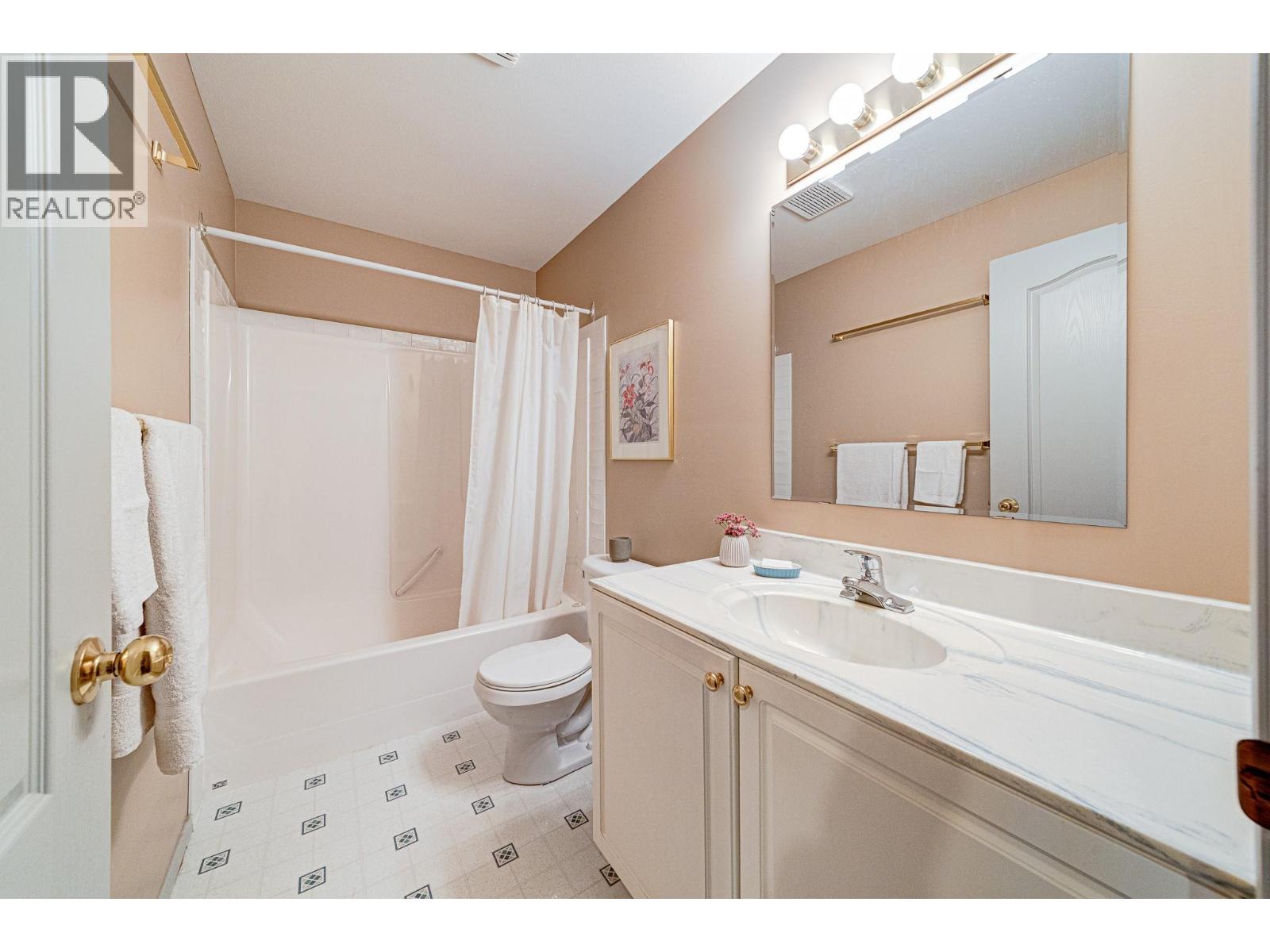 1300 Riverside Way Unit# 1334-1336, Fernie, British Columbia  V0B 1M7 - Photo 36 - 10359278