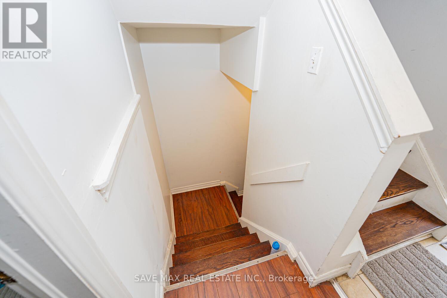 153 Fleetwood Crescent, Brampton, Ontario  L6T 2E5 - Photo 30 - W12303986