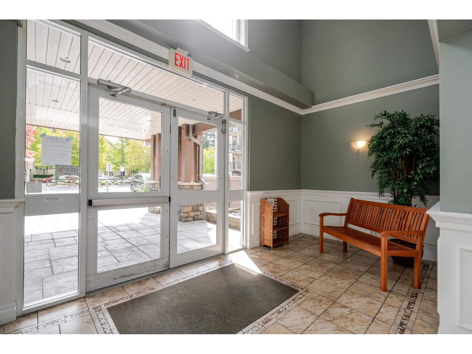 109 2581 Langdon Street, Abbotsford, British Columbia  V2T 7A3 - Photo 4 - R3037150
