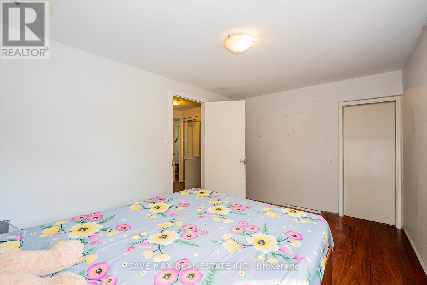 153 Fleetwood Crescent, Brampton, Ontario  L6T 2E5 - Photo 14 - W12303986