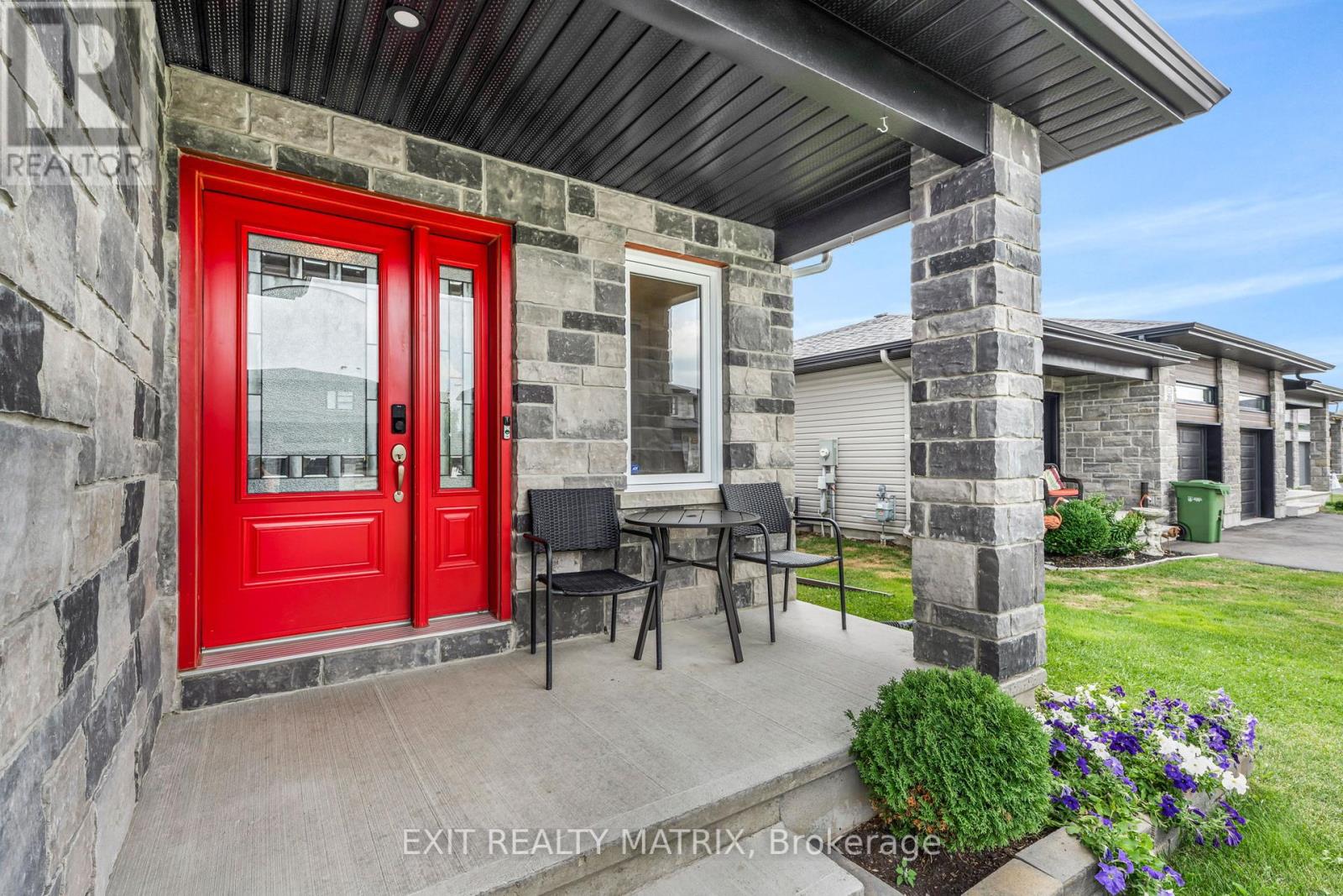Property at 281 MOISSON STREET image 2