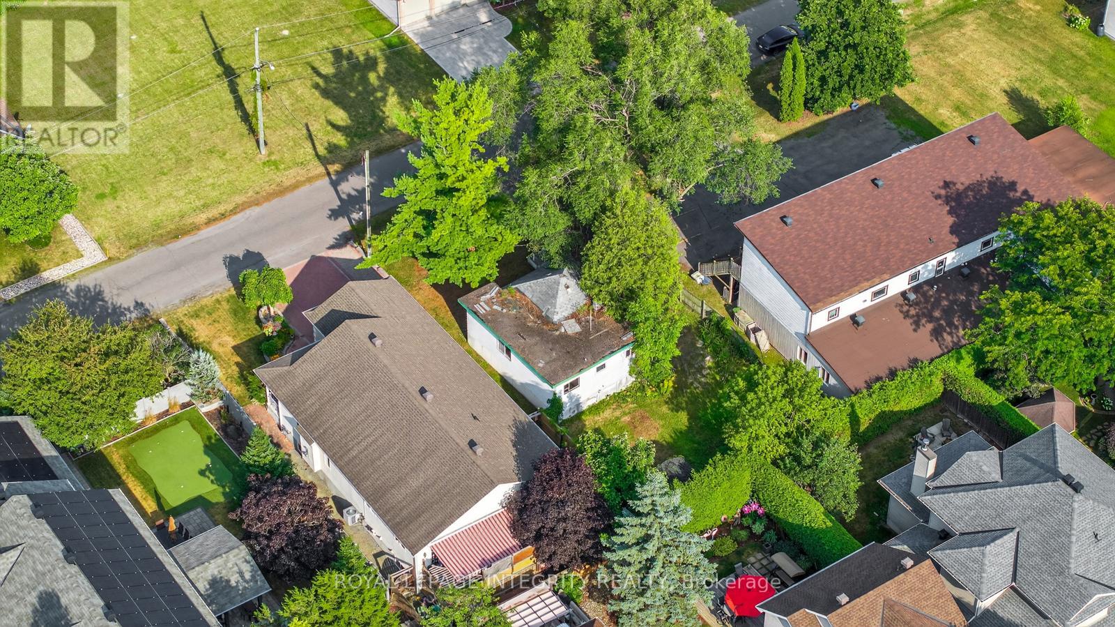 924 Beauchamp Avenue, Ottawa, Ontario  K1C 3A8 - Photo 15 - X12332163