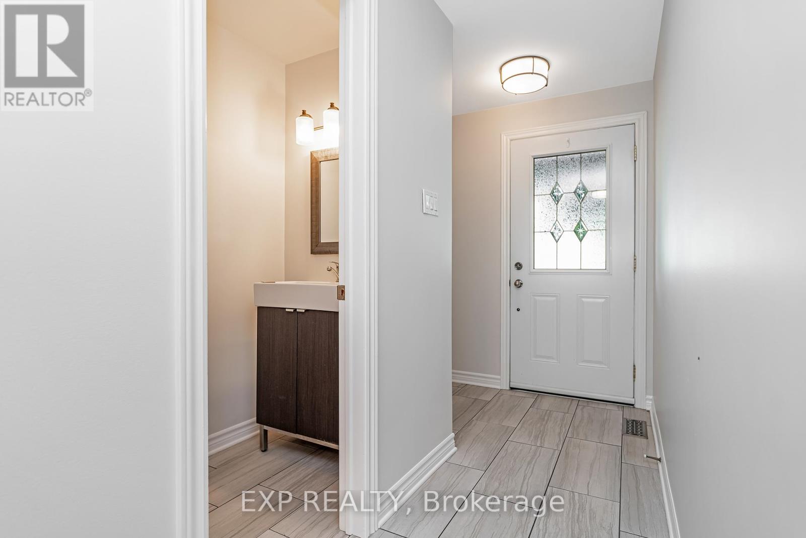 Property at 80 COOLSPRING CRESCENT image 4