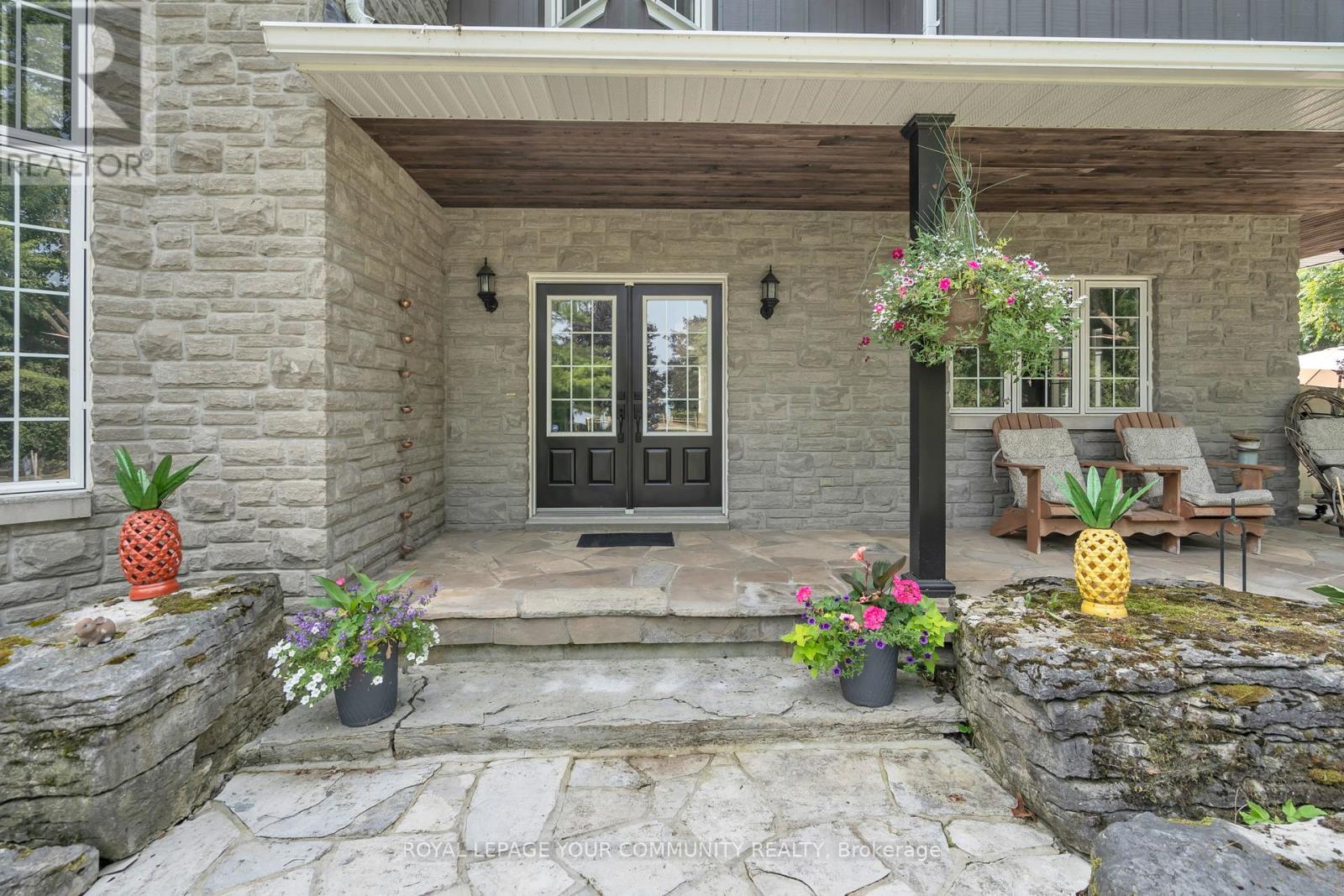 515 Lake Drive E, Georgina, Ontario  L0E 1S0 - Photo 13 - N12344765