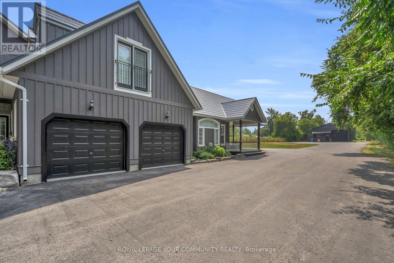 515 Lake Drive E, Georgina, Ontario  L0E 1S0 - Photo 9 - N12344765