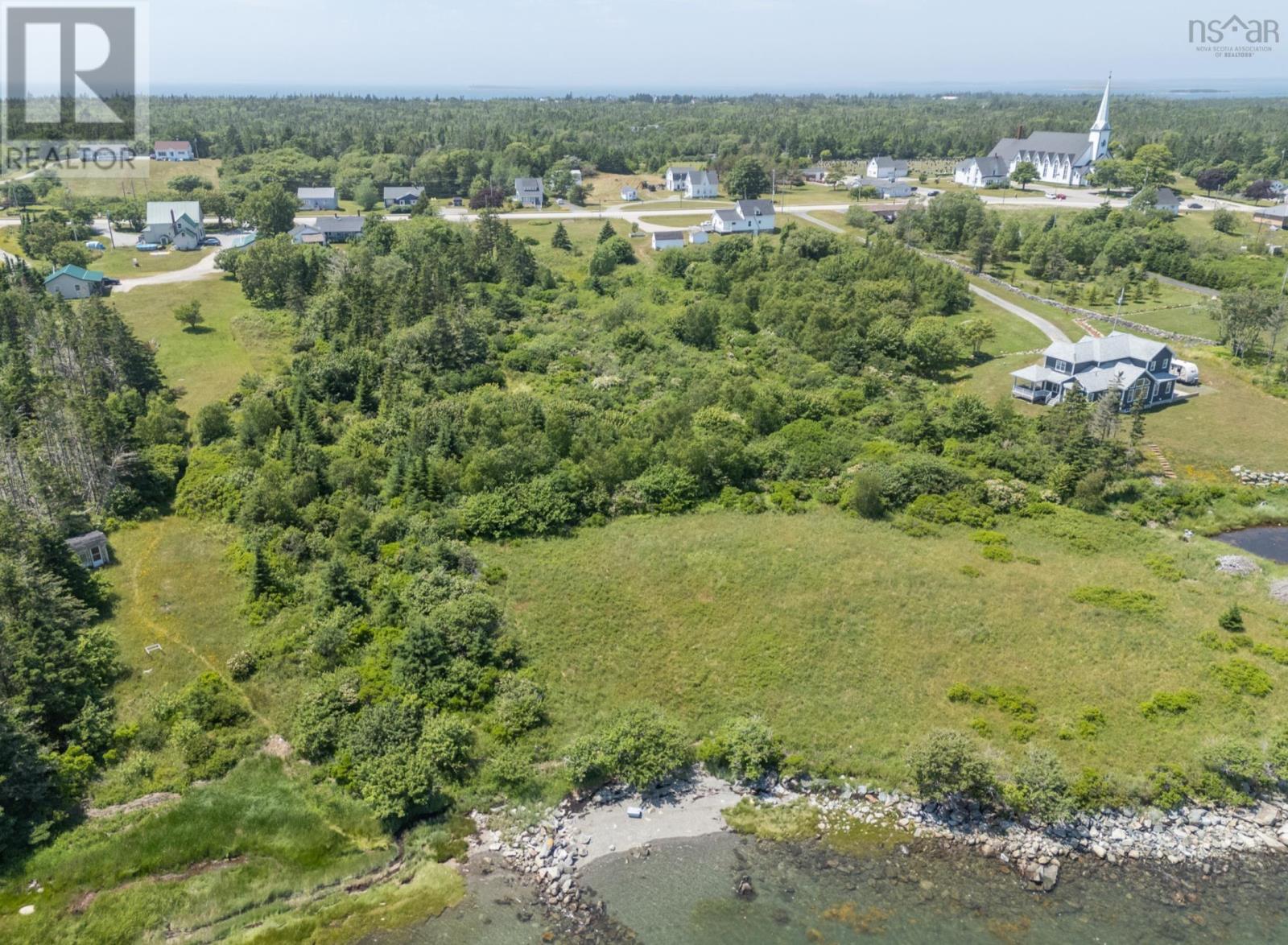 335 Highway, Middle West Pubnico, Nova Scotia  B0W 3S0 - Photo 8 - 202520602