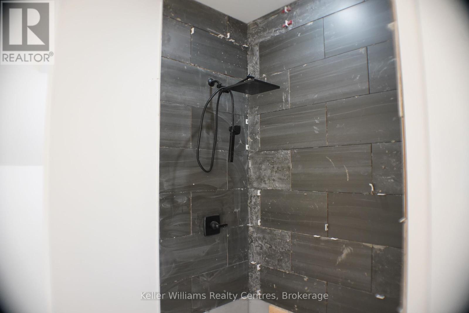 64 Baywatch Drive, Northern Bruce Peninsula, Ontario  N0H 2T0 - Photo 31 - X12344799