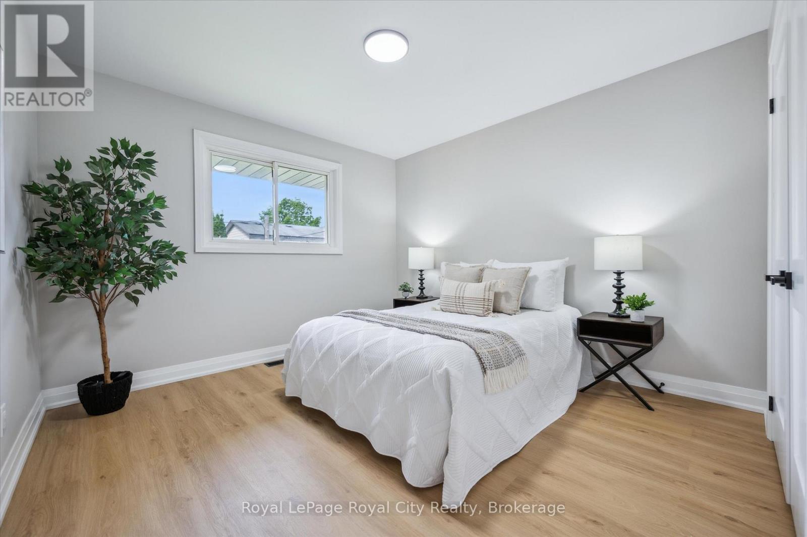 22 Heath Road, Guelph, Ontario  N1H 6G9 - Photo 17 - X12344825