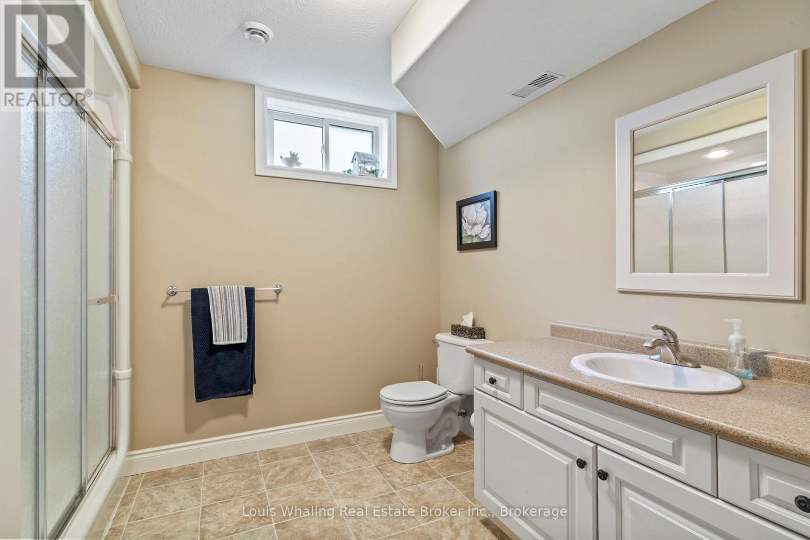 408 4th Street S, Hanover, Ontario  N4N 3V1 - Photo 19 - X12344862