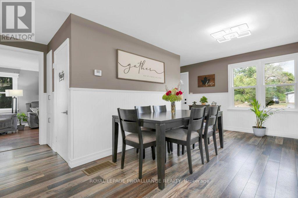 425 Rosebush Road, Quinte West, Ontario  K0K 2C0 - Photo 10 - X12344881