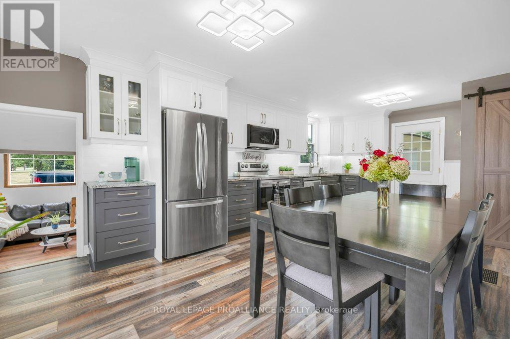 425 Rosebush Road, Quinte West, Ontario  K0K 2C0 - Photo 12 - X12344881