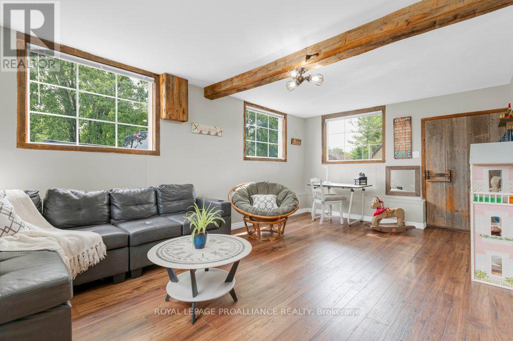 425 Rosebush Road, Quinte West, Ontario  K0K 2C0 - Photo 17 - X12344881