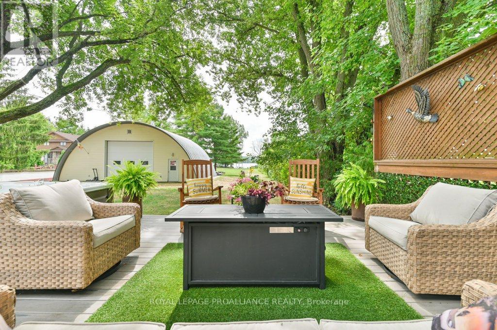 425 Rosebush Road, Quinte West, Ontario  K0K 2C0 - Photo 28 - X12344881