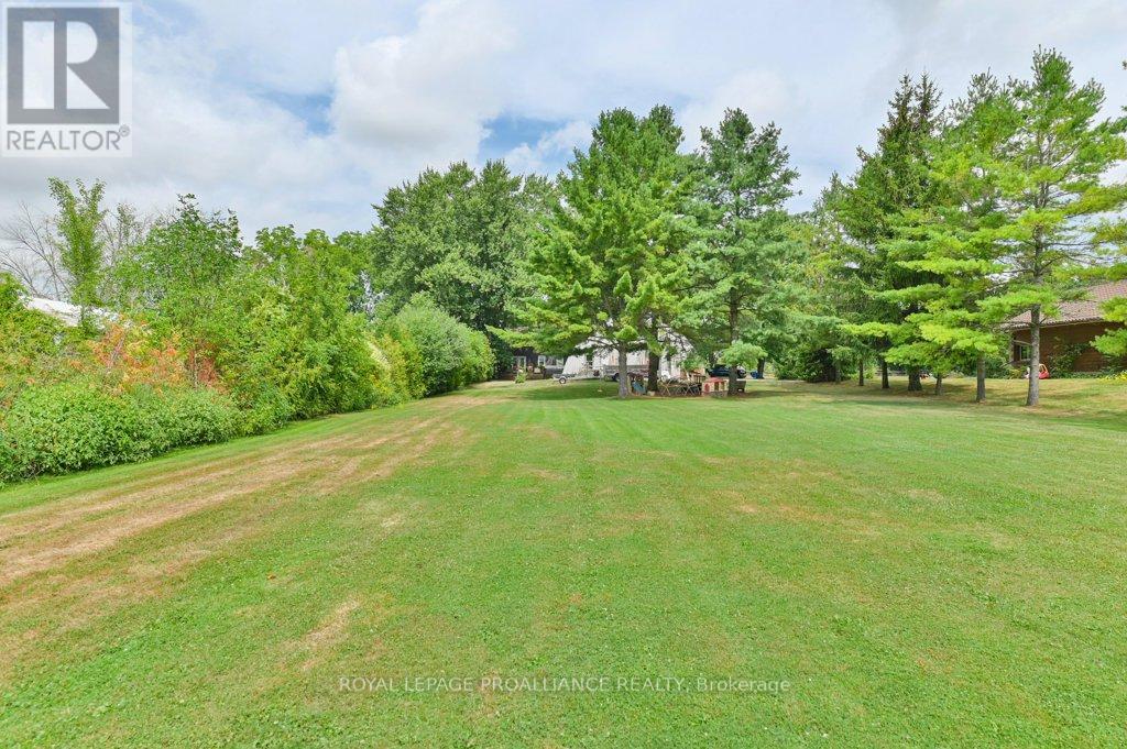 425 Rosebush Road, Quinte West, Ontario  K0K 2C0 - Photo 37 - X12344881