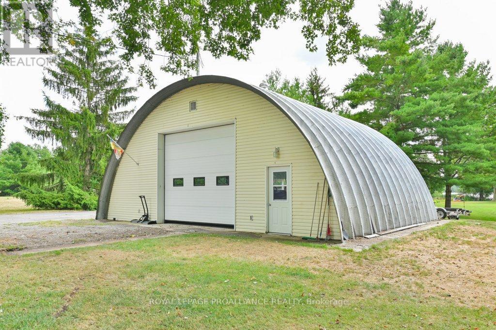 425 Rosebush Road, Quinte West, Ontario  K0K 2C0 - Photo 47 - X12344881