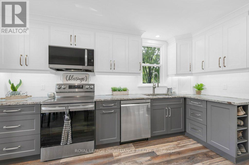 425 Rosebush Road, Quinte West, Ontario  K0K 2C0 - Photo 7 - X12344881