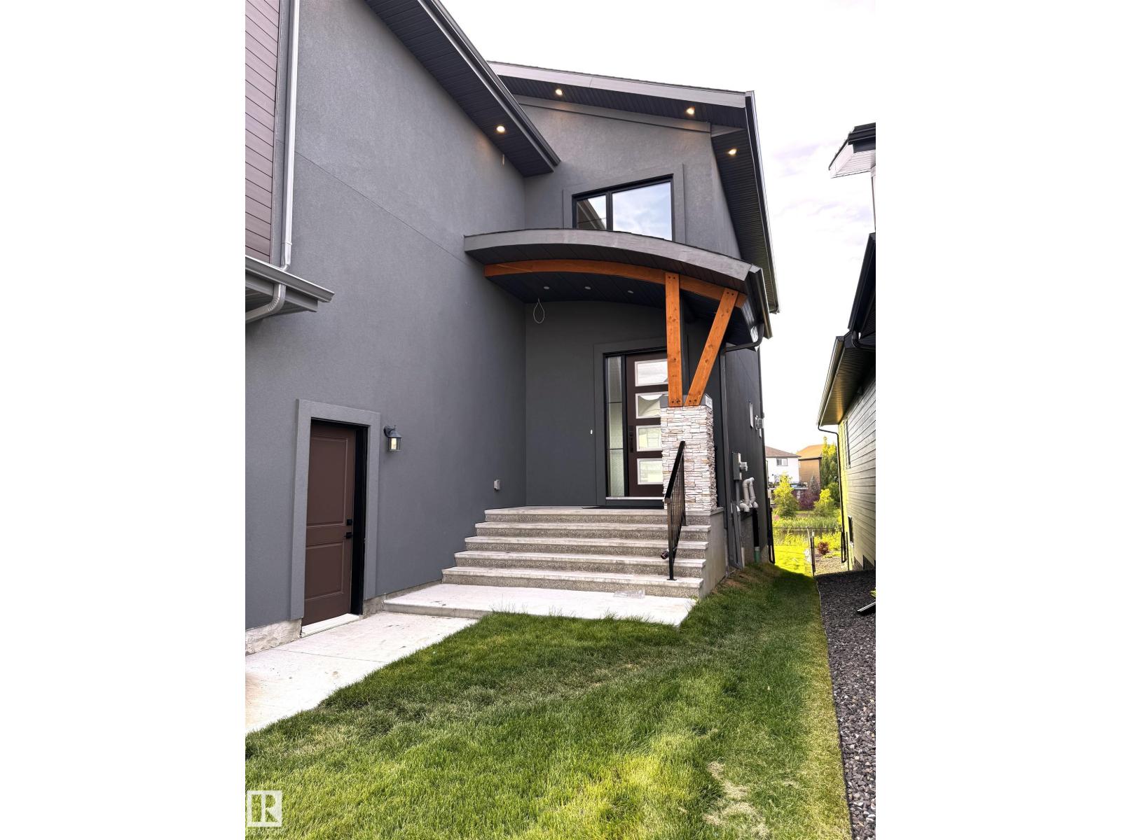 162 Edgewater Ci, Leduc, Alberta  T9E 1K5 - Photo 6 - E4452931