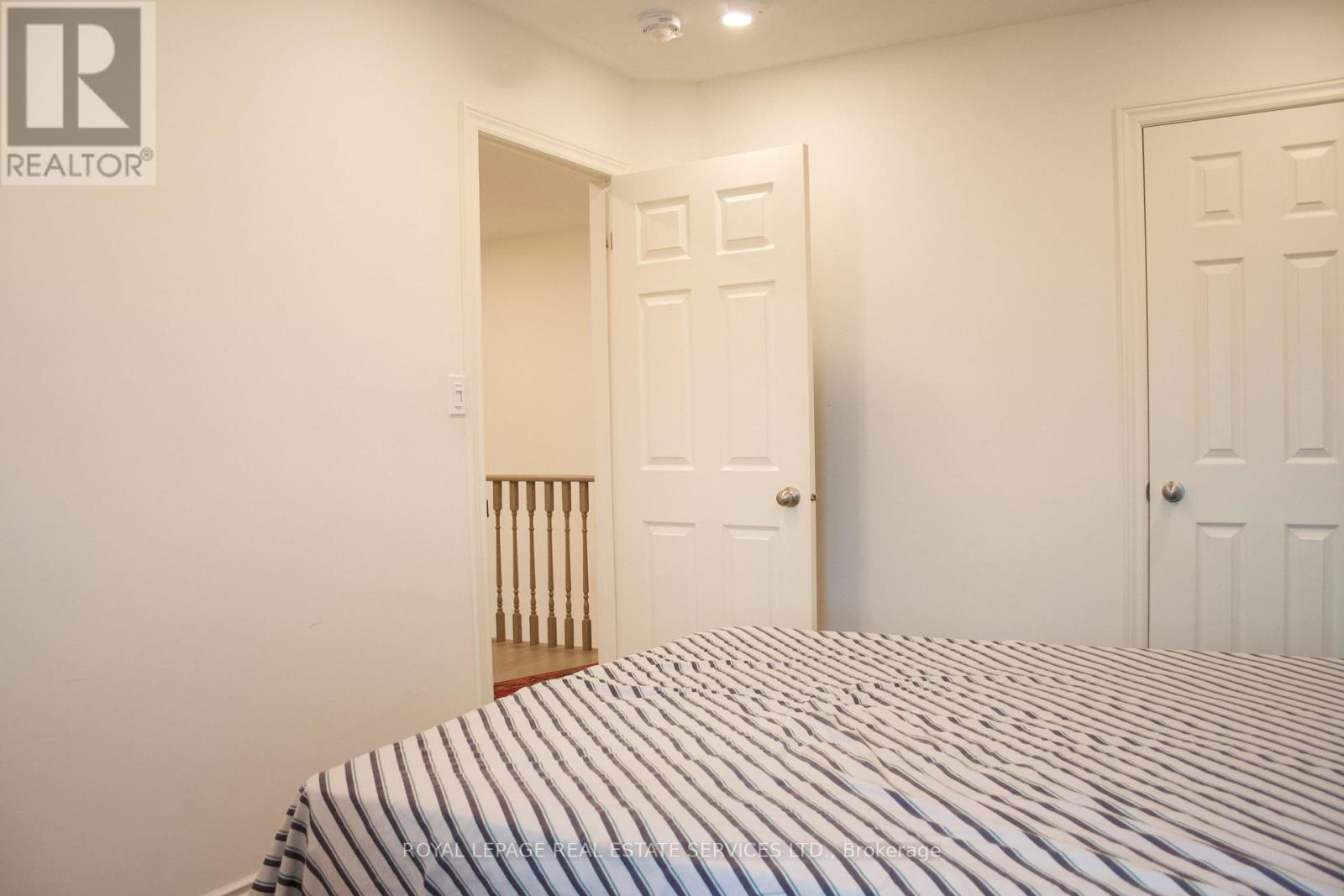 630 Mockridge Terrace, Milton, Ontario  L6T 8W1 - Photo 34 - W12344719