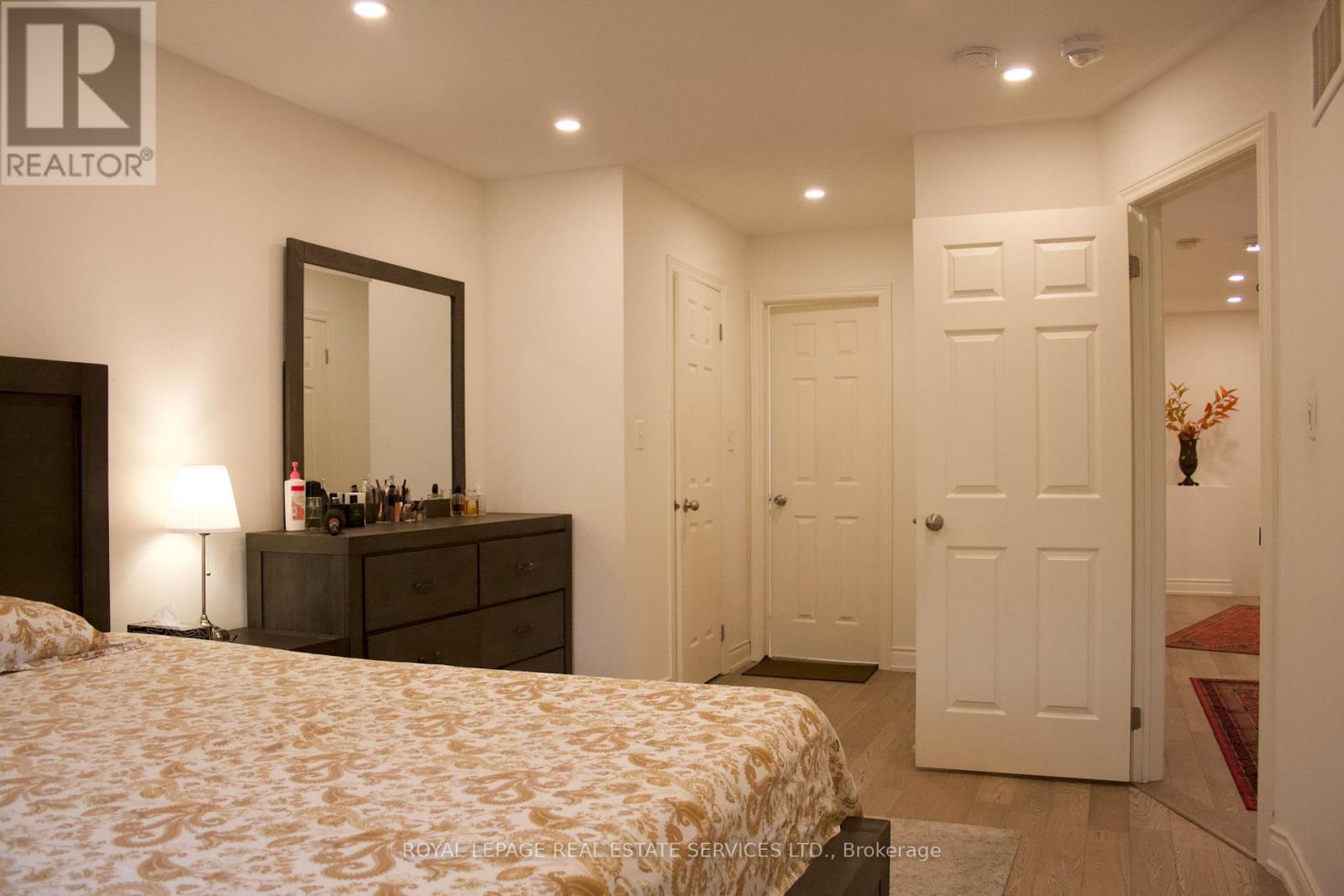 630 Mockridge Terrace, Milton, Ontario  L6T 8W1 - Photo 44 - W12344719