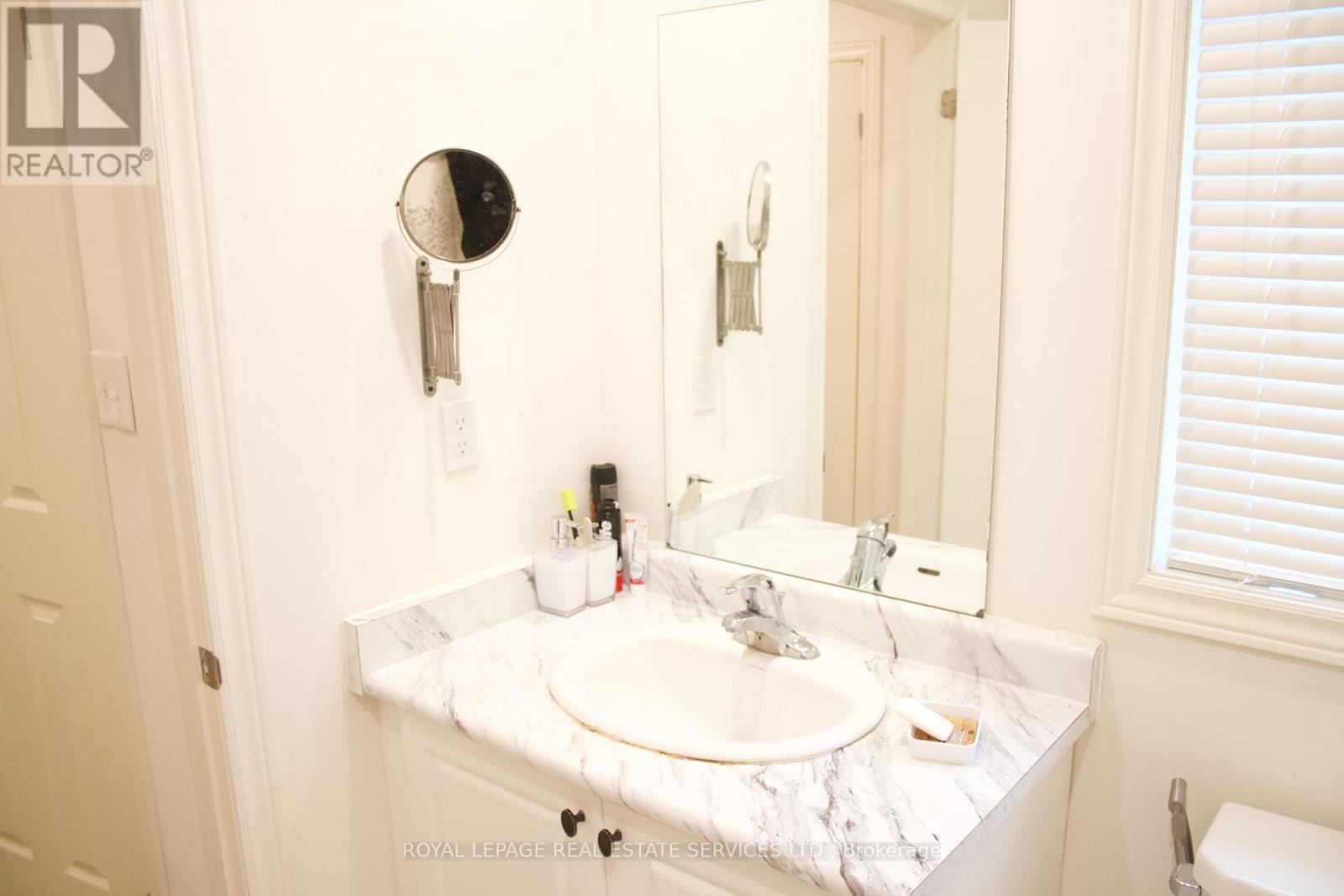 630 Mockridge Terrace, Milton, Ontario  L6T 8W1 - Photo 46 - W12344719