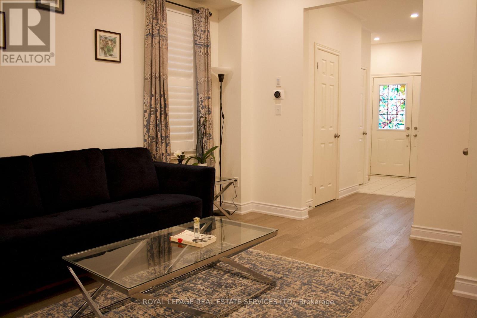 630 Mockridge Terrace, Milton, Ontario  L6T 8W1 - Photo 6 - W12344719
