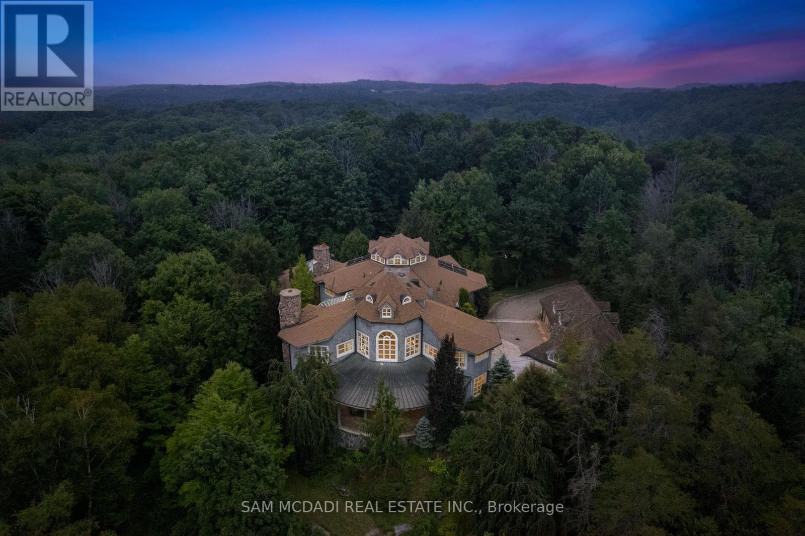 9 FLAHERTY LANE, Caledon, Ontario