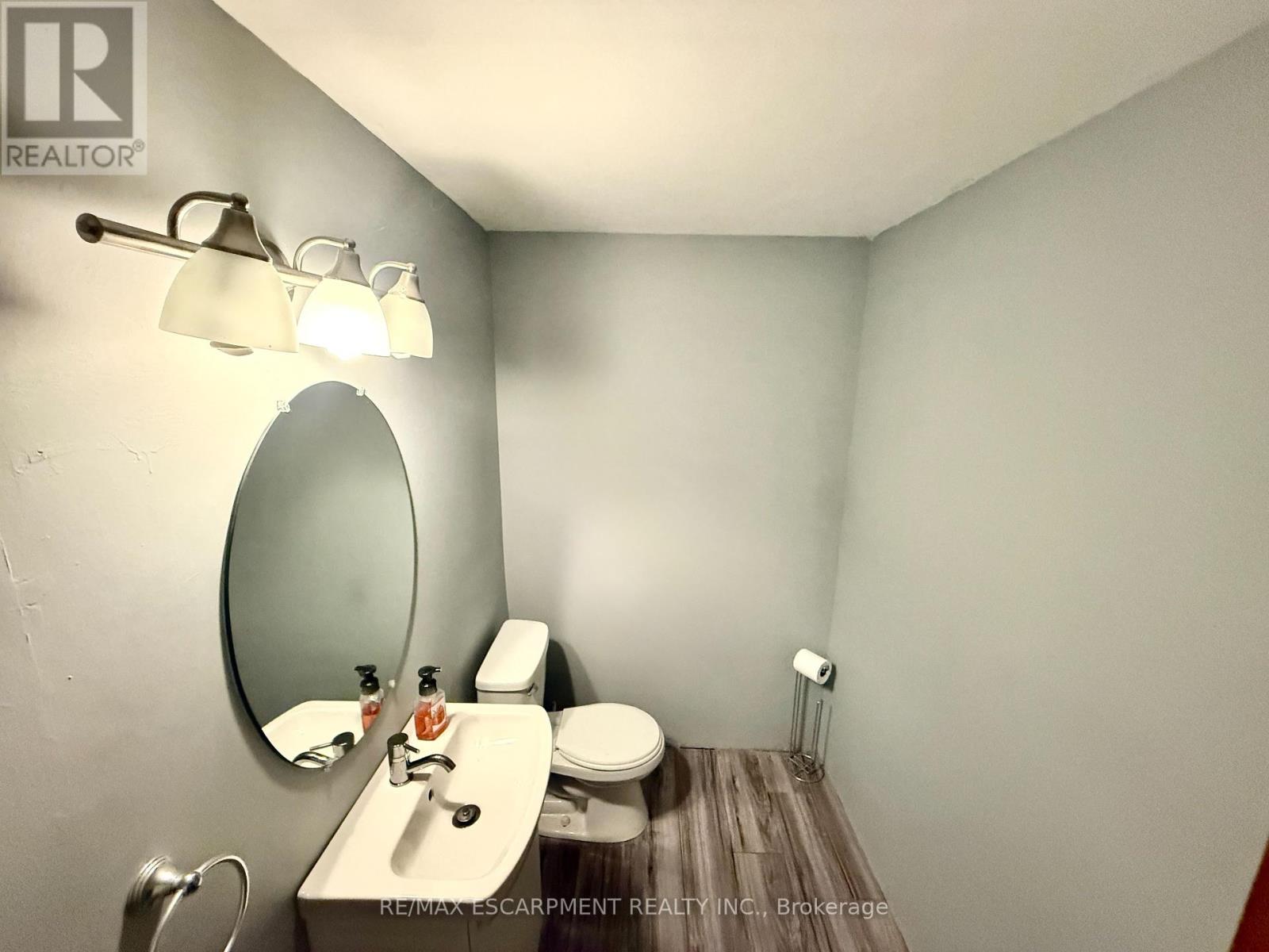 473 Hamilton Drive, Hamilton, Ontario  L9G 2A9 - Photo 13 - X12344739