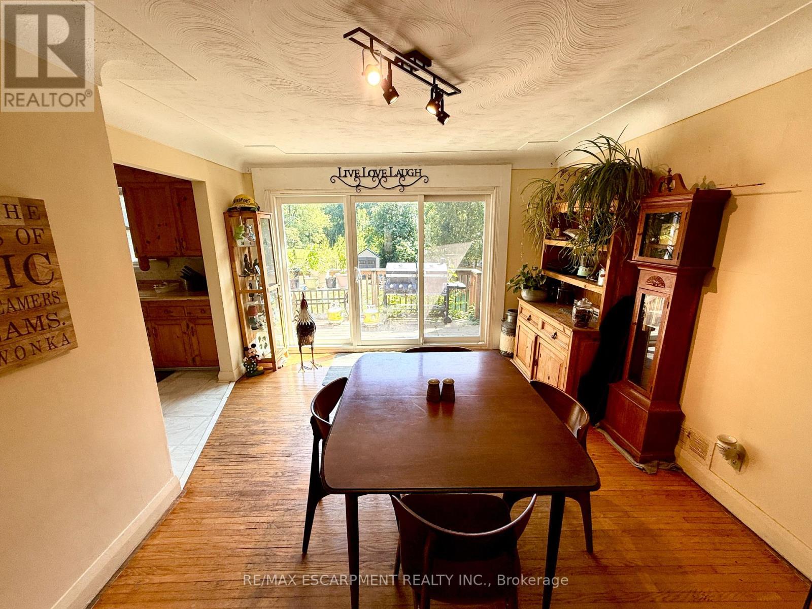 Property at 473 HAMILTON DRIVE image 4