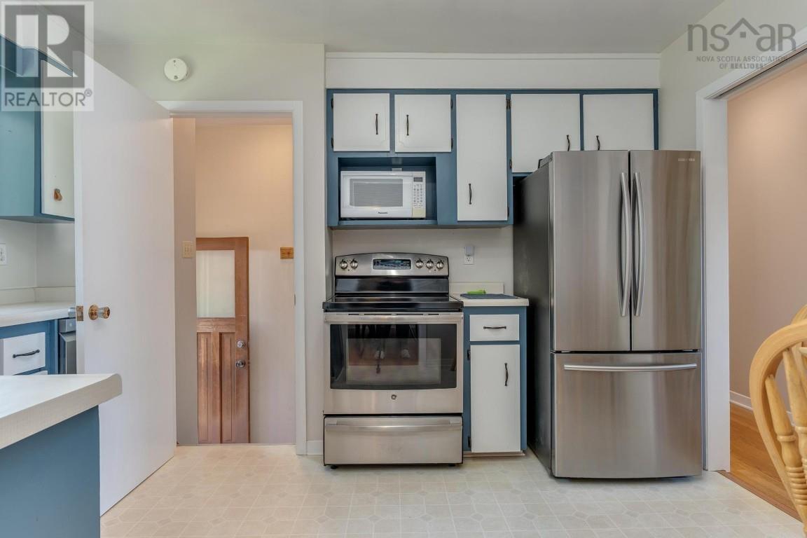 37 Robert Drive, Dartmouth, Nova Scotia  B2W 2A2 - Photo 11 - 202520587